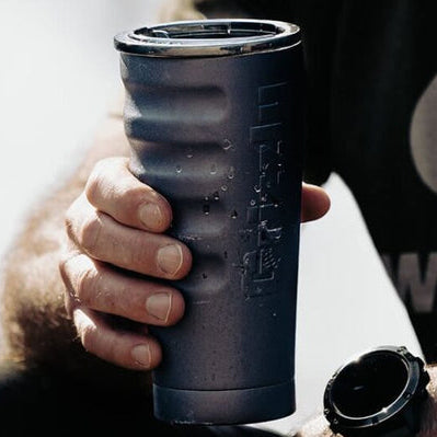 Vaso con agarre Grizzly de 32 oz