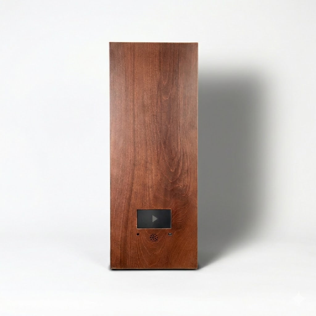 Wildscreen Dahl - Young Wild Hunters