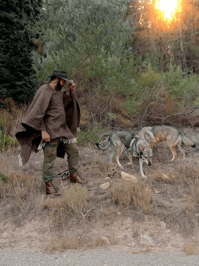 Poncho Merino 100% Premium - Young Wild Hunters