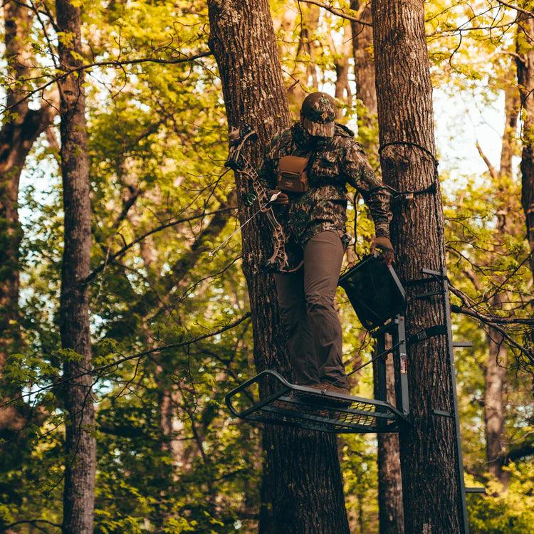 BIG FOOT™ ROGUE XL™ HANG-ON - Young Wild Hunters