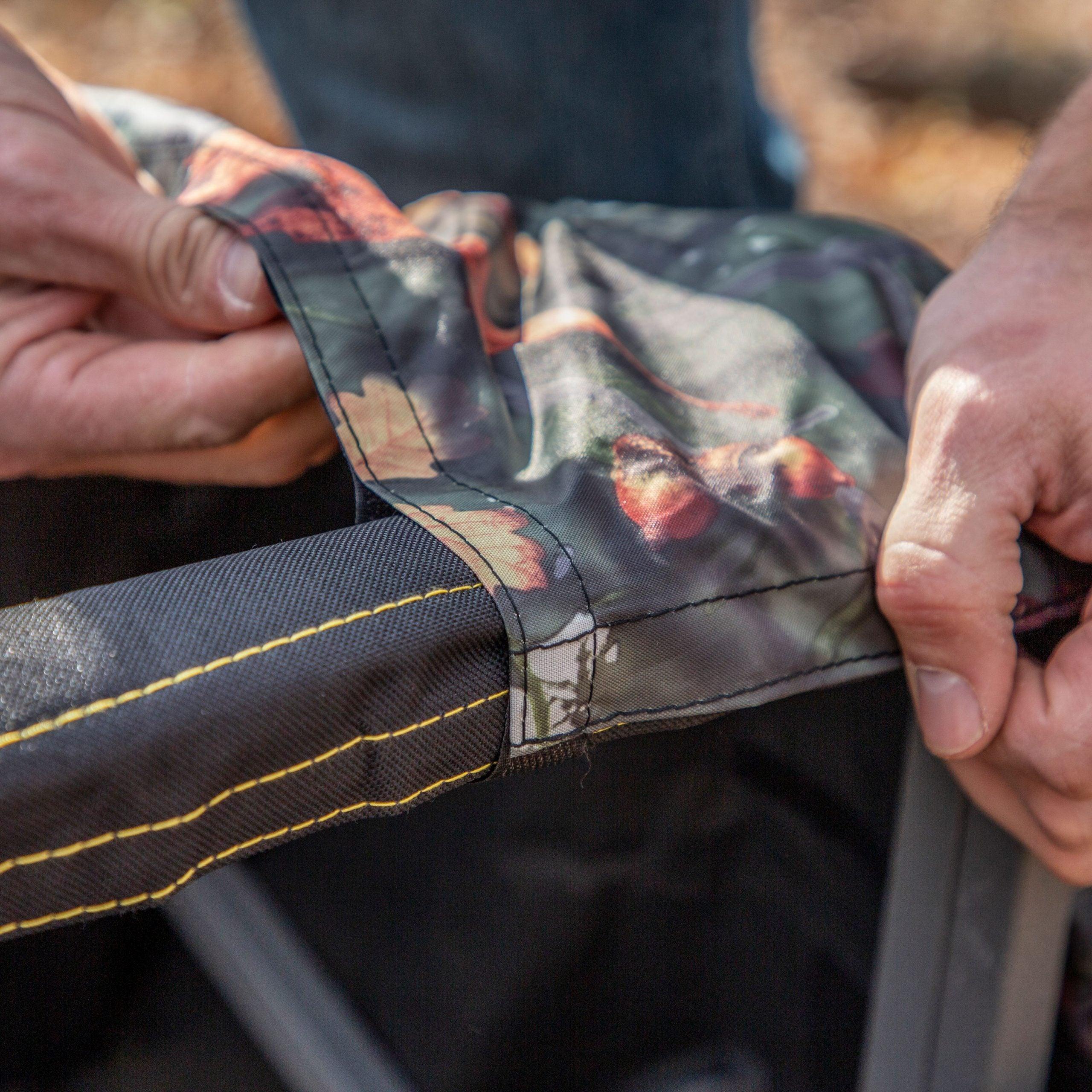 2-MAN CURTAIN - Young Wild Hunters