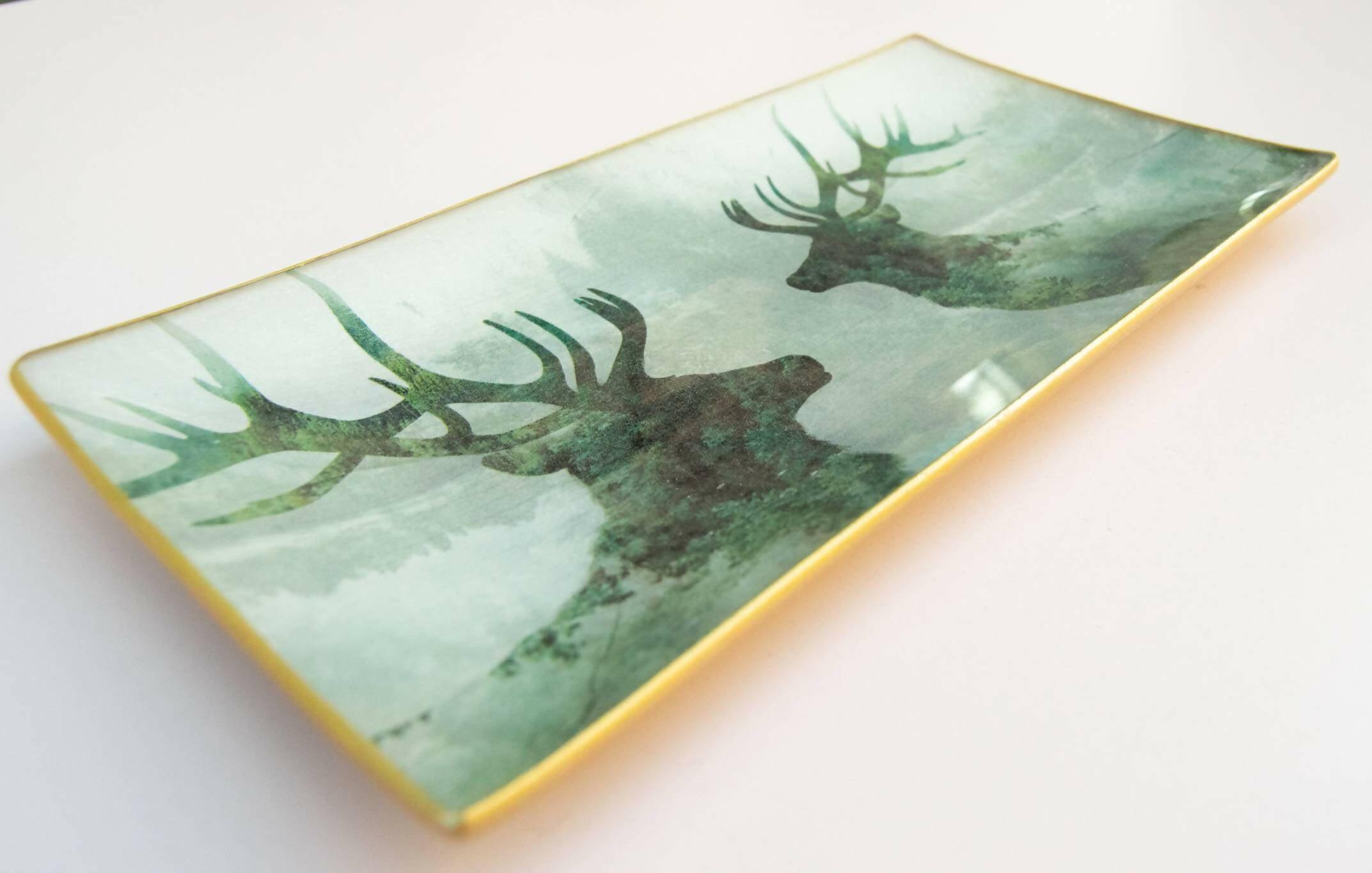 CIERVOS EN LA NIEBLA Bandeja Tellerwelt - Young Wild Hunters